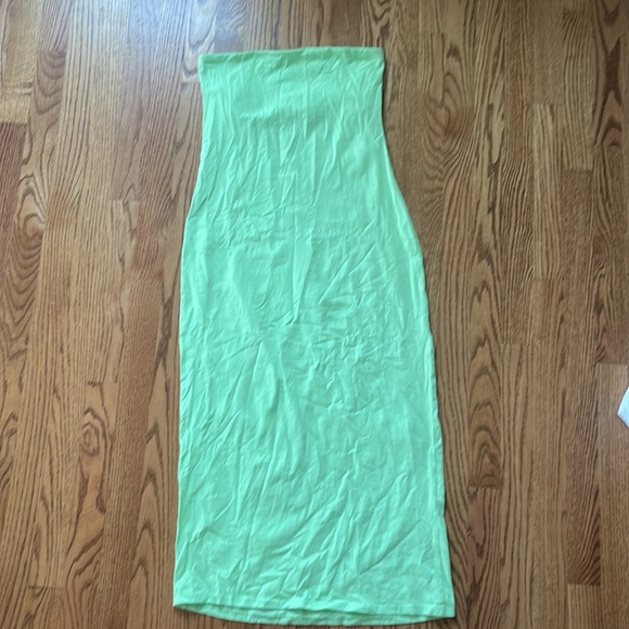 ASOS DESIGN bandeau bodycon midi dress in lime - Picture 6 of 7